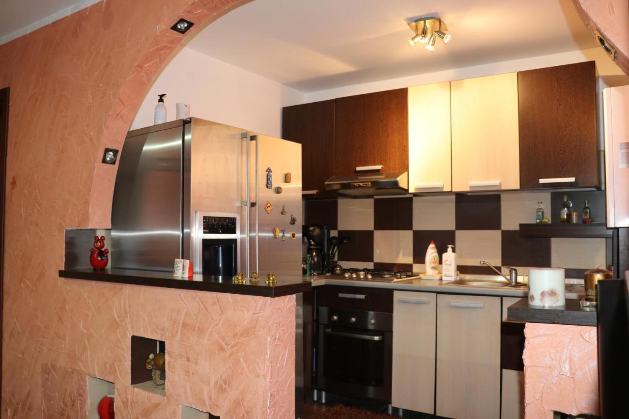 فندق Amelia House Făgăraş المظهر الخارجي الصورة