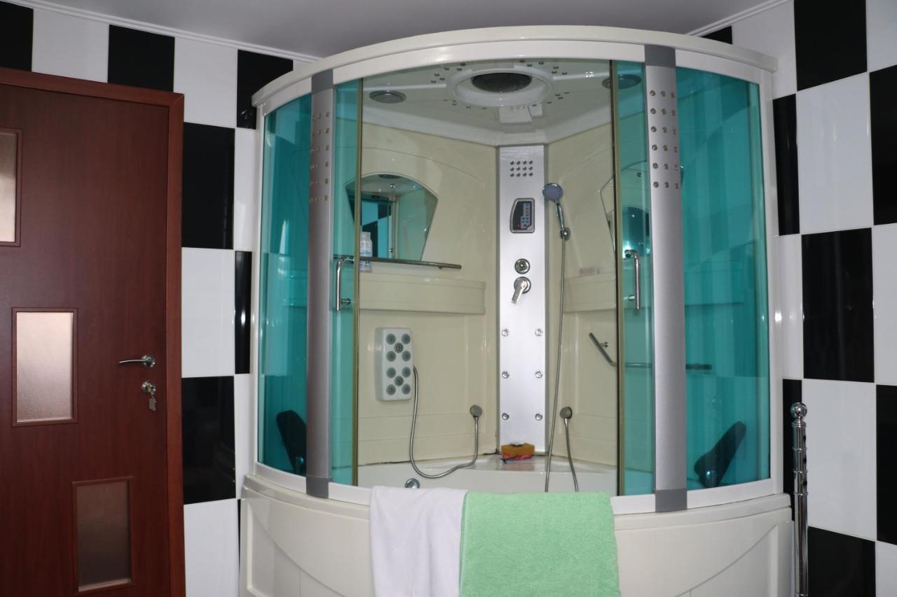 فندق Amelia House Făgăraş المظهر الخارجي الصورة
