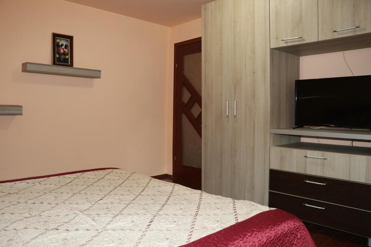 فندق Amelia House Făgăraş المظهر الخارجي الصورة